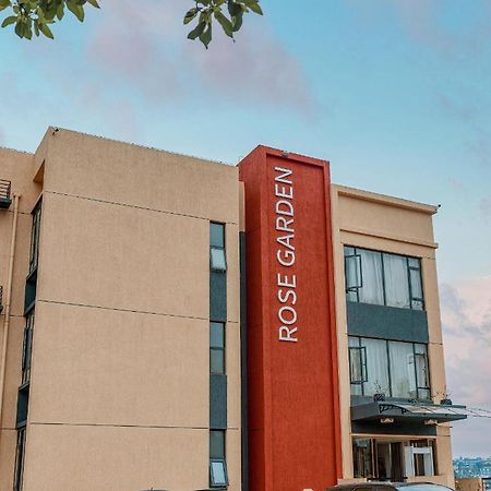 Rose Garden Private Apartment By Link Kigali Exterior photo